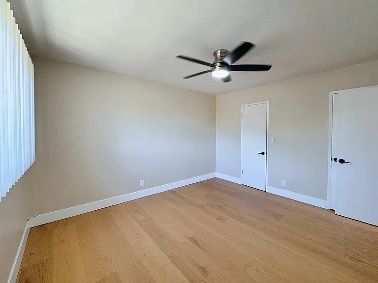 135 N 5th St #G — Photo 19