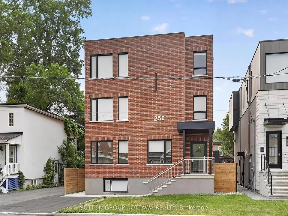 250 Ferland St #5