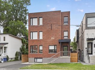 250 Ferland St #5, Ottawa, ON K1L7T6
