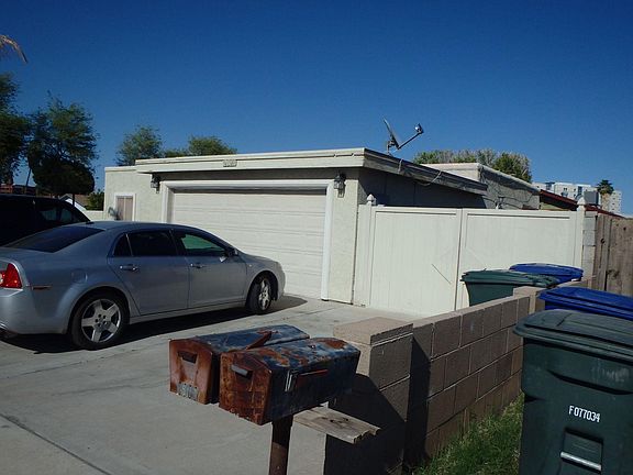 2nd image of 2511 S 18th Ave