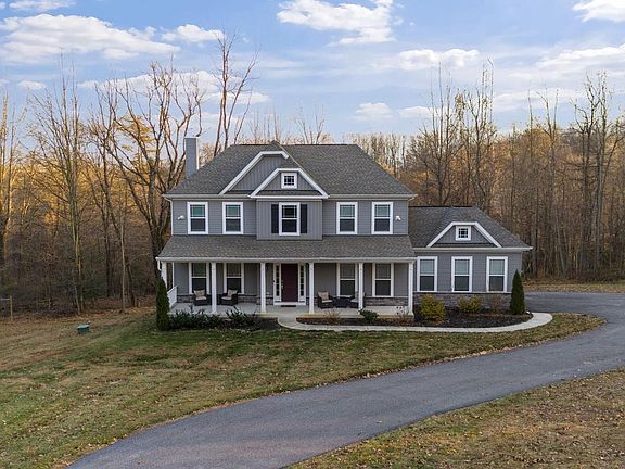 5th image of 2313 Walnut Spring Ct