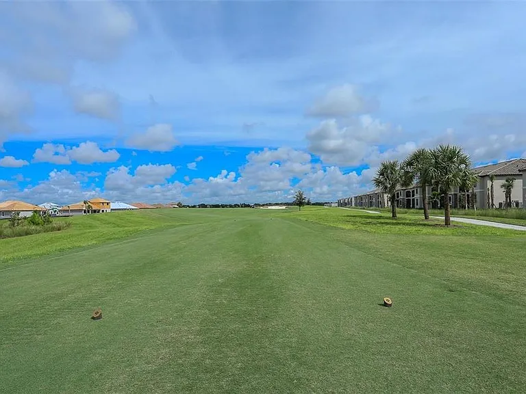 5507 Palmer Cir #105 — Photo 8