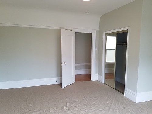 5th image of 2088 Broderick St APT 04