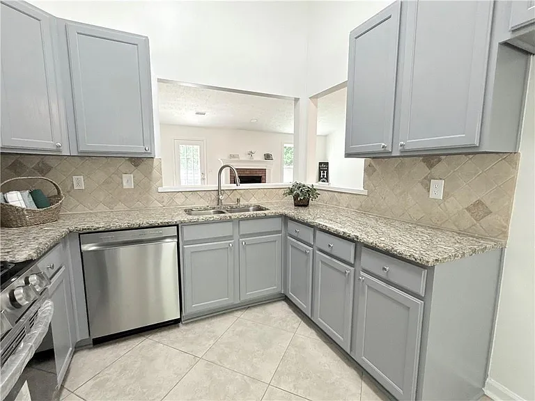 3095 Haverhill Rowe — Photo 3