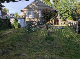 8849 Nesbit Ave N #1, Seattle, WA 98103