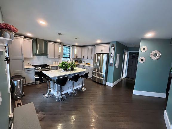 2nd image of 96 Washington St #1