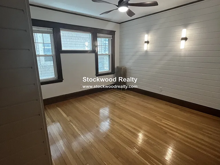 72 Harvest St #1R — Photo 31