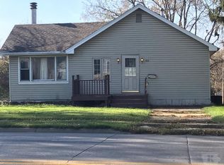 1011 S Center St, Marshalltown, IA 50158