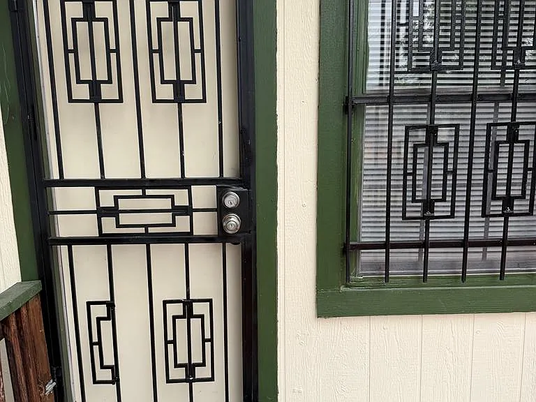 212 Orchard Dr #B — Photo 1