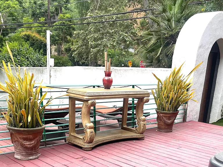 2366 Nichols Canyon Rd #2 — Photo 14