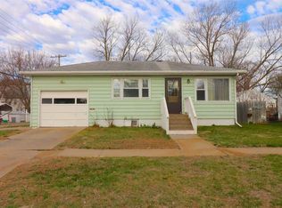 868 15th Ave, Columbus, NE 68601