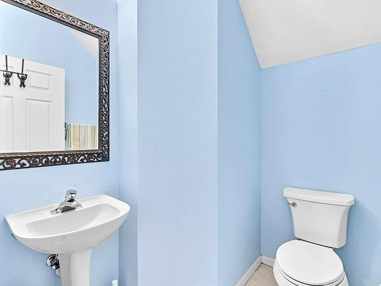 6396 Park Lake Cir — Photo 7