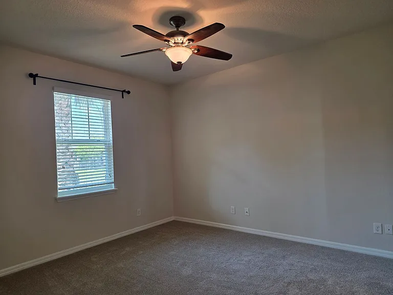 4772 Silver Birch Way — Photo 16