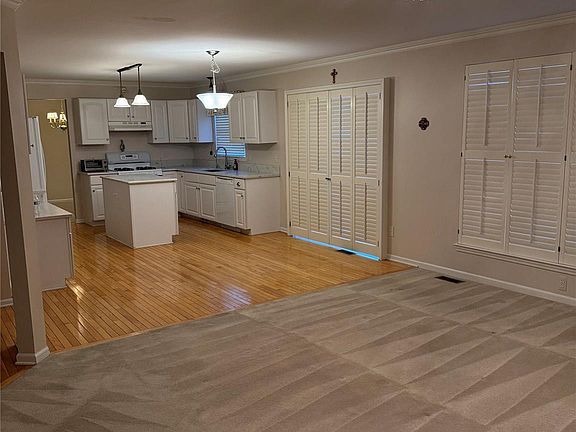 5th image of 2738 Long Meadow Ln