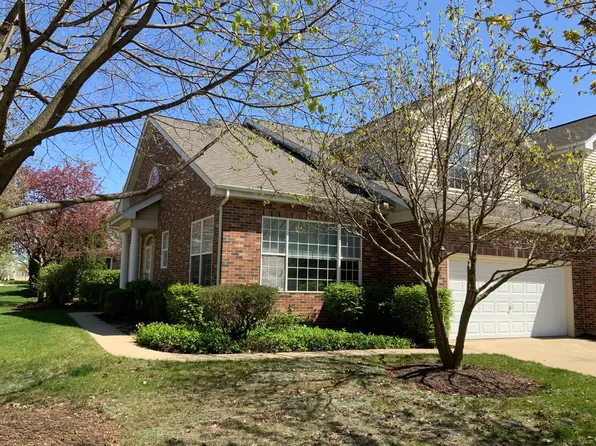 500 Pheasant Trl, Saint Charles, IL 60174