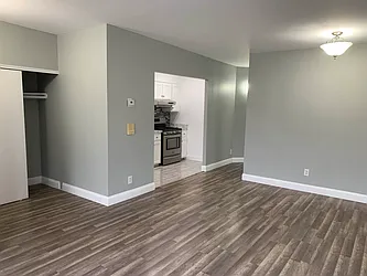 126 West 117th Street, #212