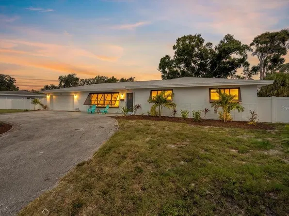 213 PARK STREET N, ST PETERSBURG, FL 33710