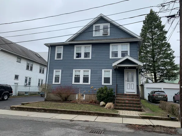 20 Templeton Pkwy, Watertown, MA 02472