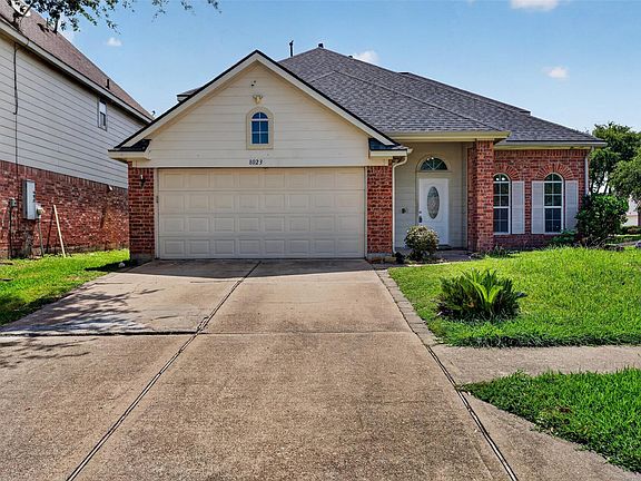2nd image of 8023 Beech Meadow Ln