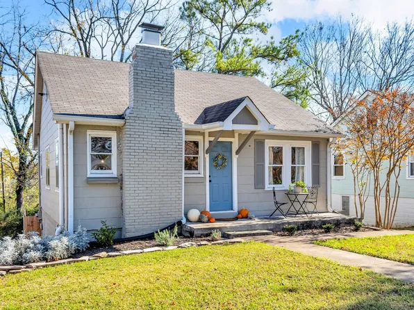 1813 Dimple Ct, Columbia, TN 38401