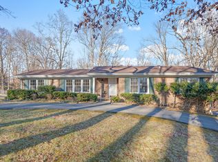 115 Rae Ln, Burns, TN 37029