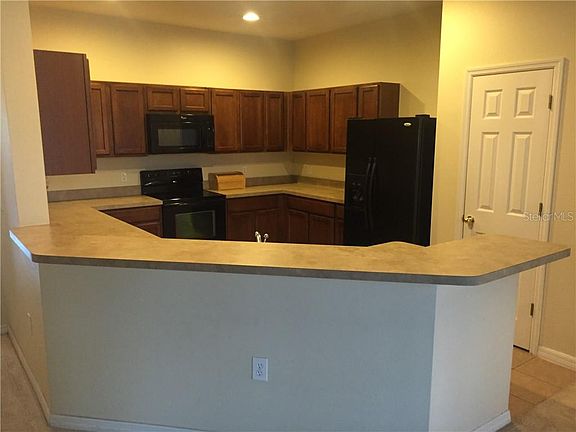 4th image of 372 Habitat Way