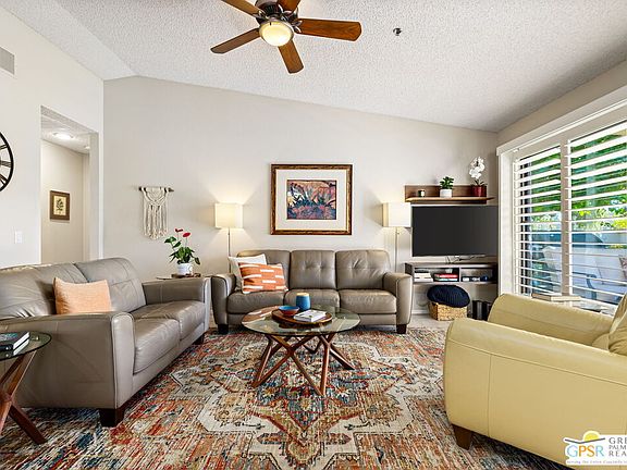 3rd image of 68101 Lakeland Dr
