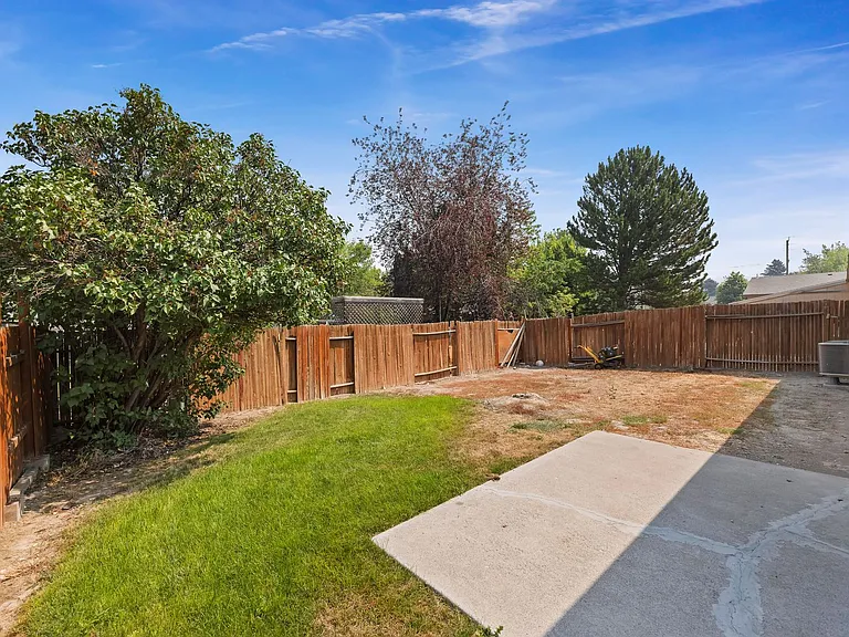 162 Ridgeway Dr — Photo 41