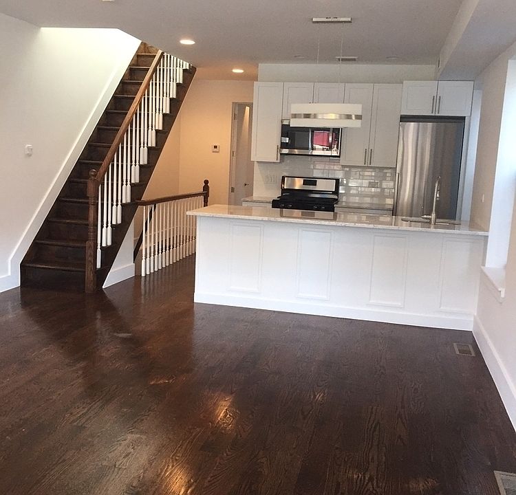 1st image of 143 E 31st St #1