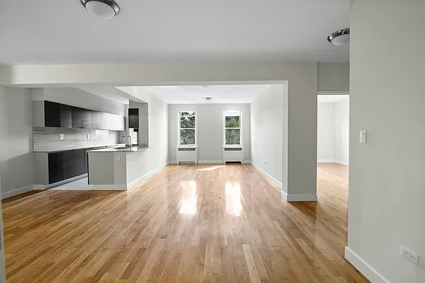 Rented by Stonehenge NYC LLC | media 2