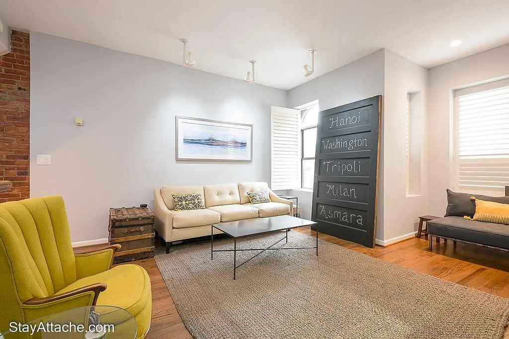 2 bed, 2500 sqft, $6,450 — Photo 2
