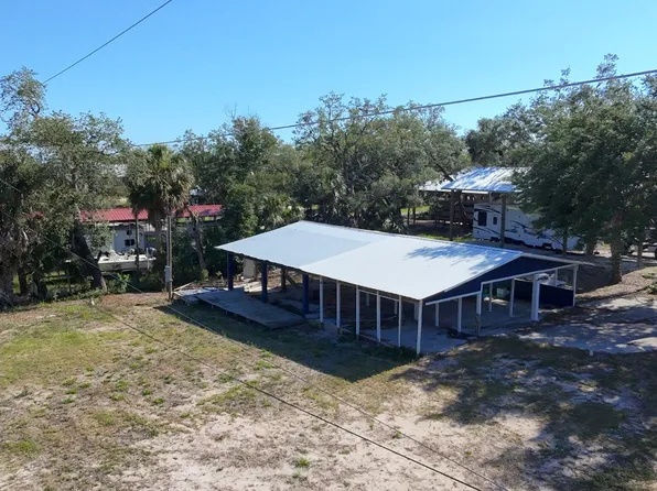 122 5th Ave E, Horseshoe Beach, FL 32648