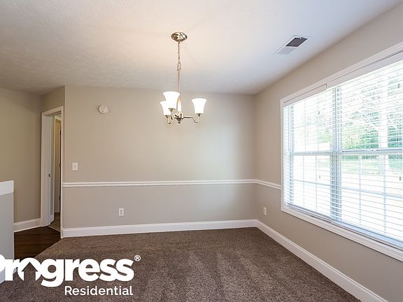 4th image of 375 Towler Dr