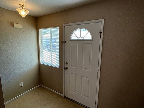 2nd image of 1434 Cottage Pl APT B