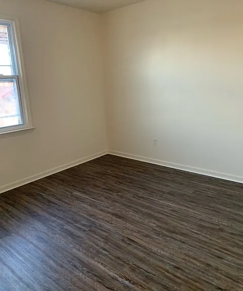 2017 N Main St #3 — Photo 3