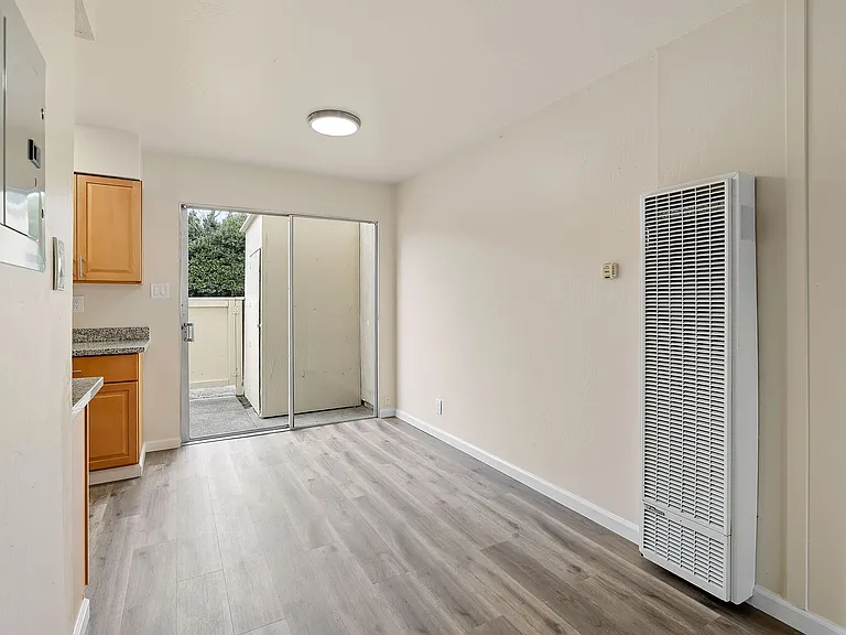 3400 Baxter Avenue — Photo 6