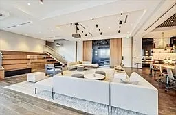 135 Seaport Blvd #532 — Photo 16