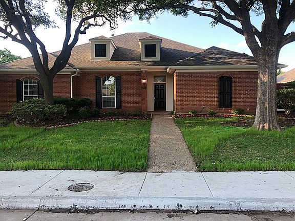 2nd image of 17805 Carrollwood Dr