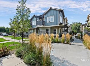 4264 N Reed Ln, Garden City, ID 83714