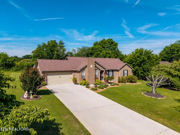 319 S Coleman Dr, Maryville, TN 37803