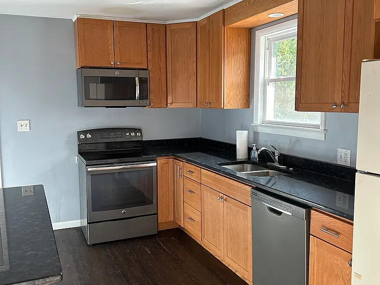 1116 Houserville Rd — Photo 9
