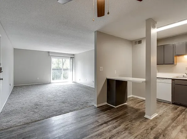 East Ridge Flats and Townhomes