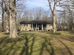 103 Country Club Ln, Waverly, TN 37185