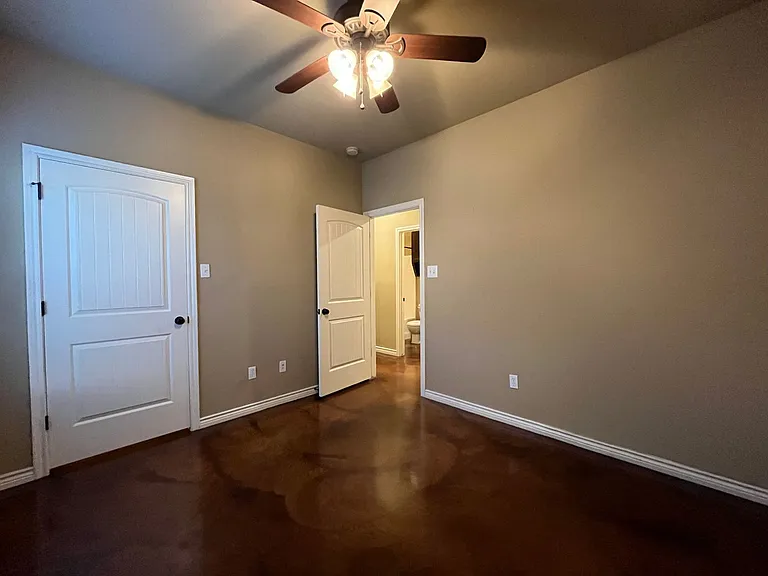 3108 Silver Saddle Dr — Photo 16