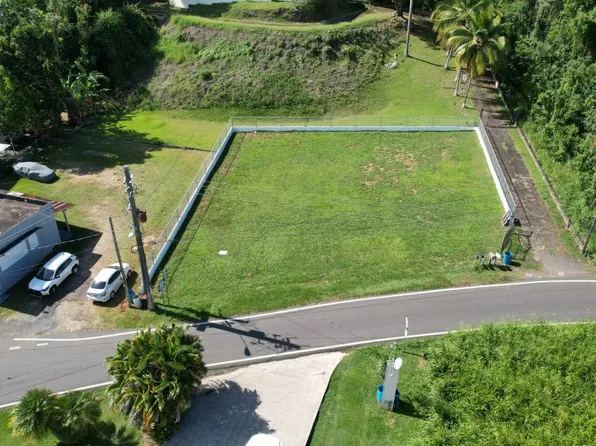 Bo Miraflores #8A, Arecibo, PR 00612