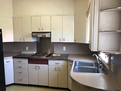 2nd image of 448 Park Ave E