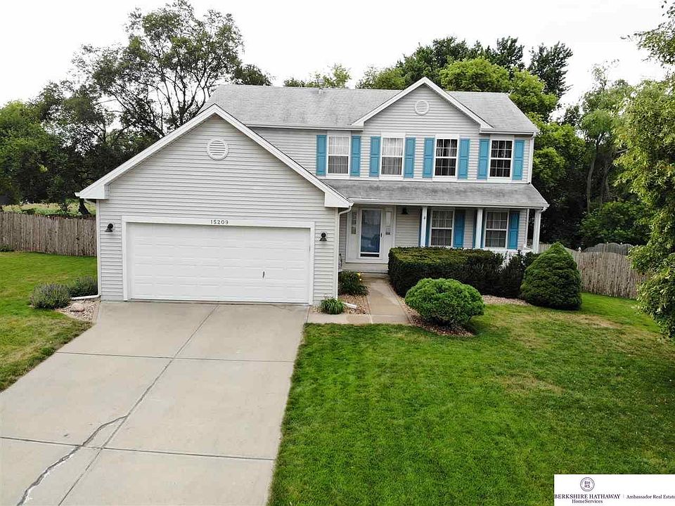 1st image of 15209 Willow Creek Dr
