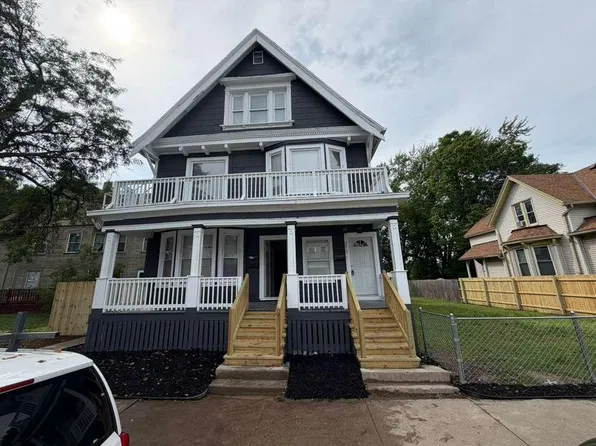 2213-2215 N Holton St, Milwaukee, WI 53212