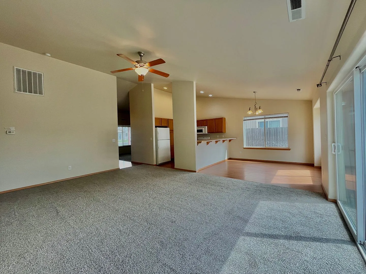 3 Bedroom 2 Bath home for rent — Photo 3