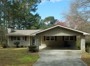 4064 Lake Carlton Rd, Loganville, GA 30052